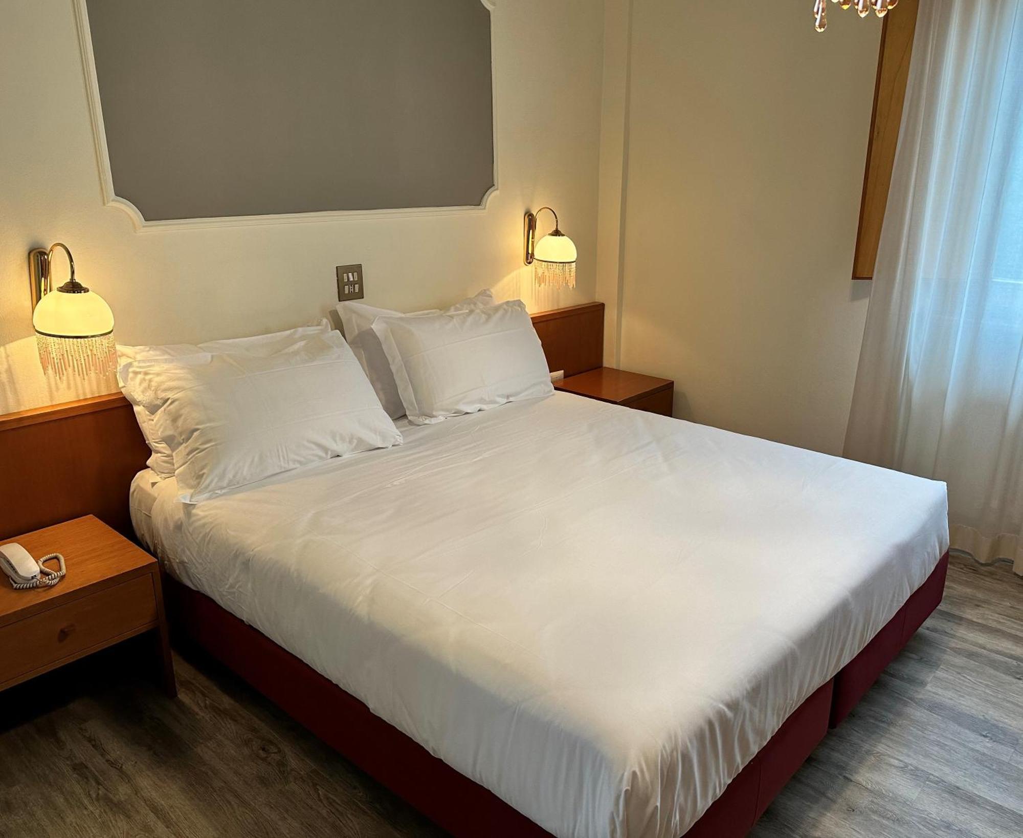 Hotel Park Ge.Al. تْشيتّا دي كاستيلّو المظهر الخارجي الصورة
